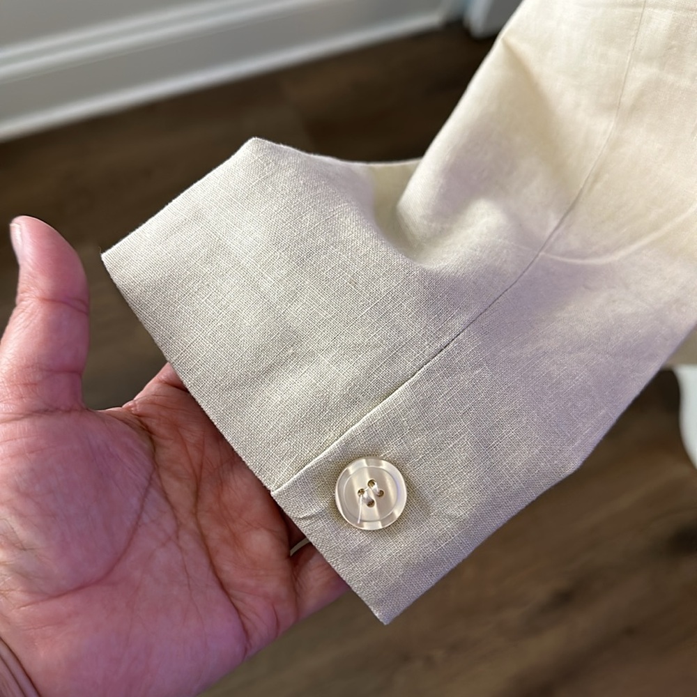 Chadwick’s nude blazer size 6. In great condition. - Picture 10 of 12